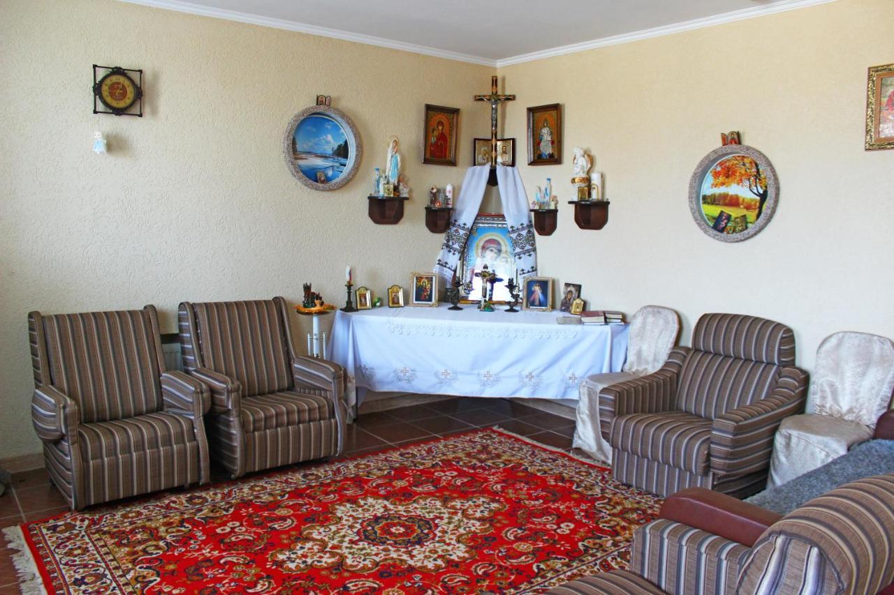 Zhyttedar Ulanov Экстерьер фото